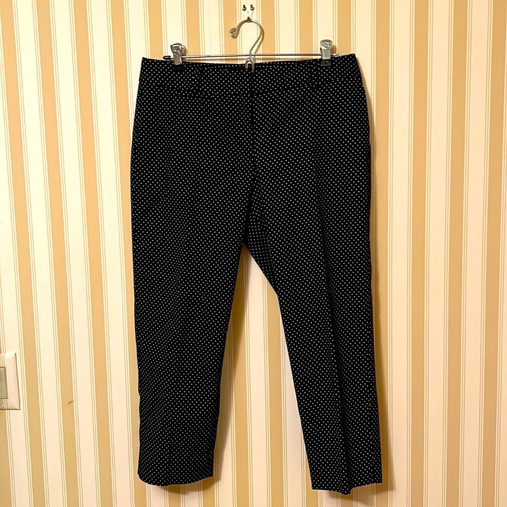 Talbot’s Signature Black & White pin dot crop pants, Size 6P